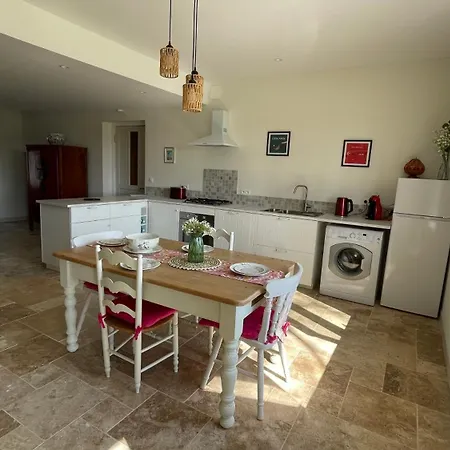 Maison Rose * Dognen